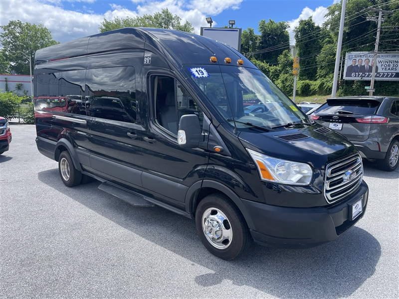 ford transit passenger van 2019 1FBVU4XM9KKB66880 image ford transit passenger van 2019 1FBVU4XM9KKB66880 image